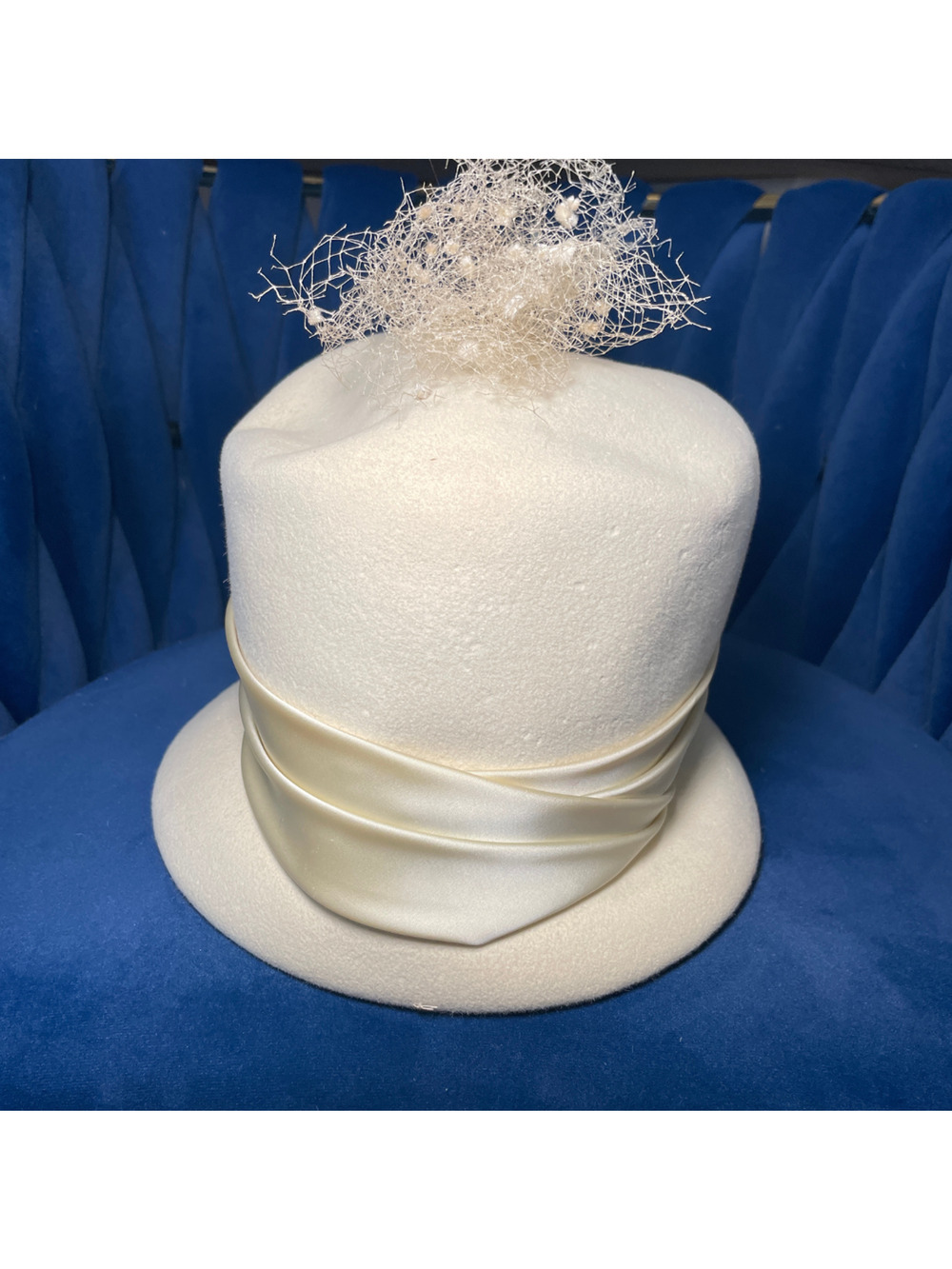 1950s United Hatters Cap & Millinery Wrks Women's Hat Mr. Charles Union Made